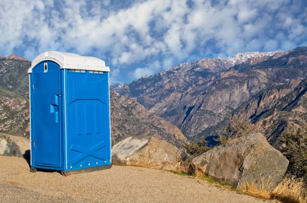 Portable Toilet Options We Offer in Edgemont Park, MI